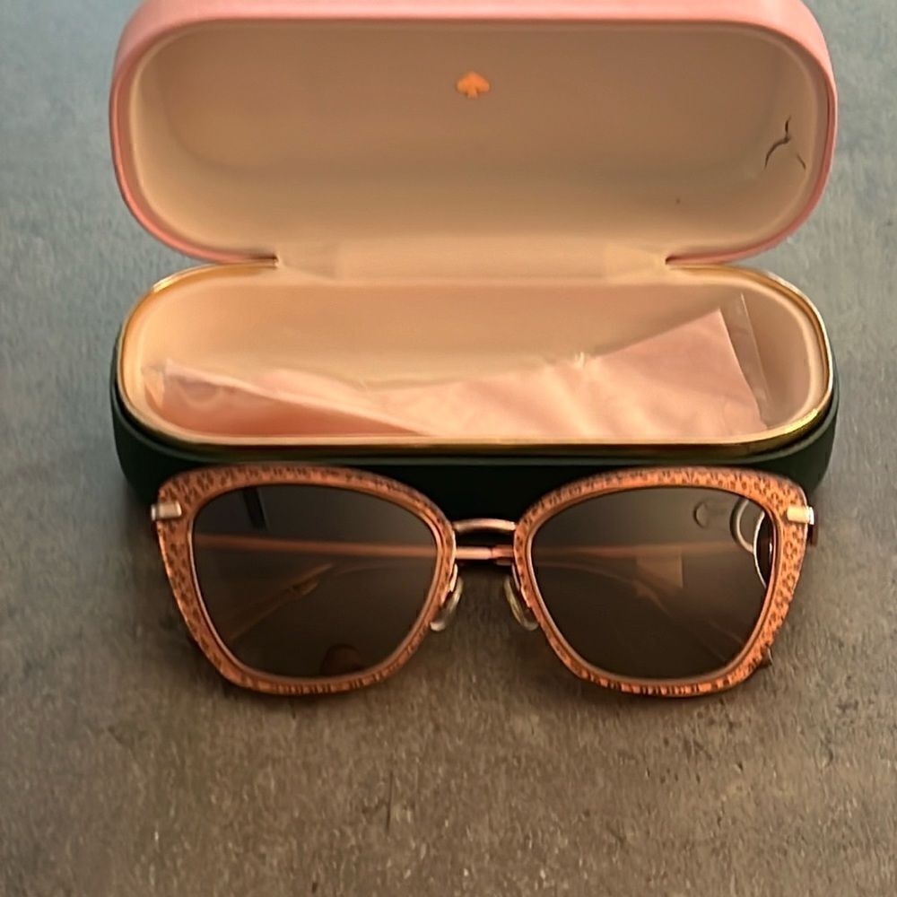 NWT Kate Spade 53Mm cat eye sunglasses pink